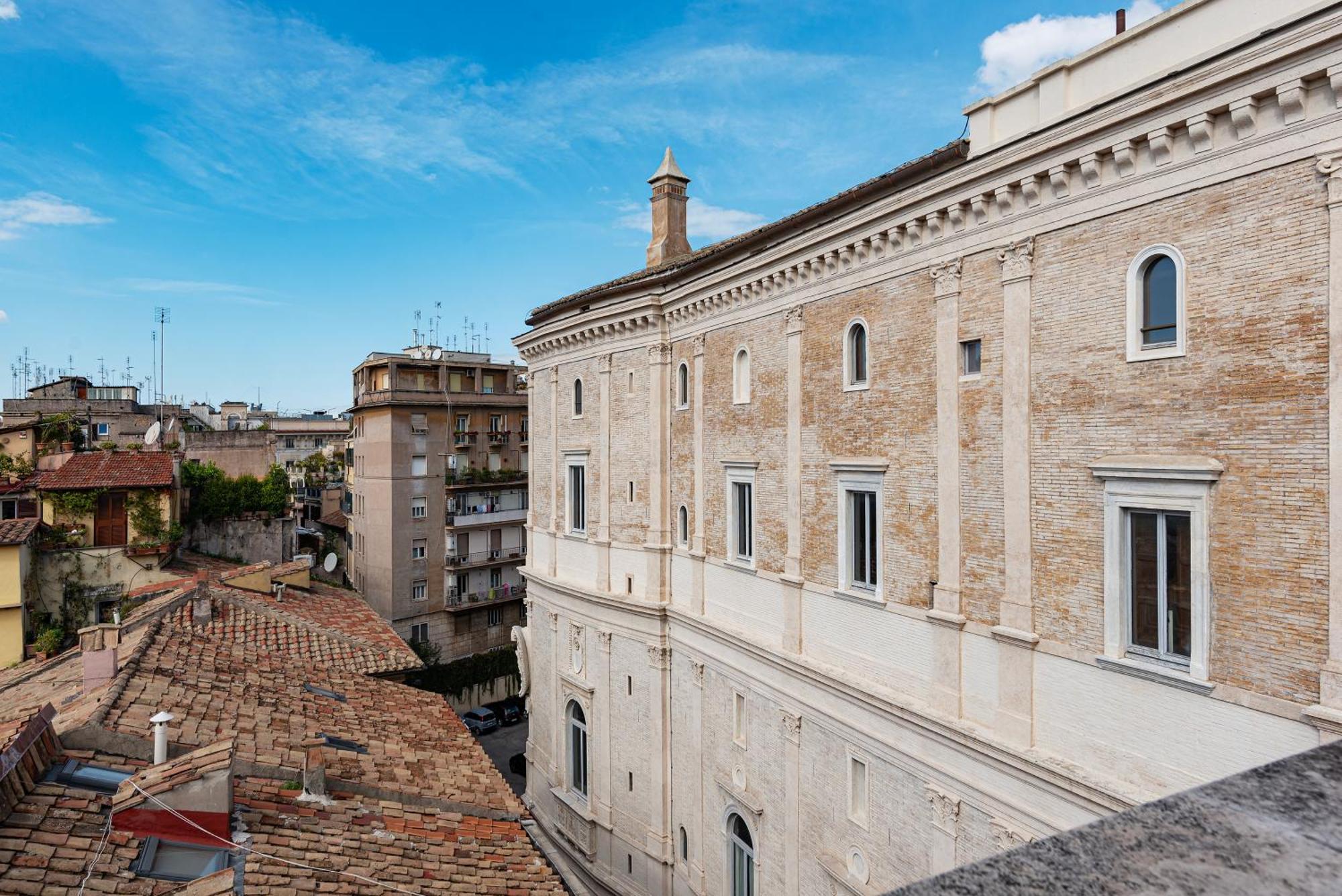 Apartment With Terrace In Via Del Pellegrino - Fromhometorome Exterior photo